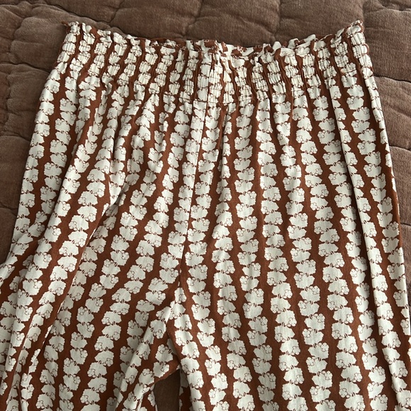 Treasure and Bond Linen Print Pants - Picture 5 of 5